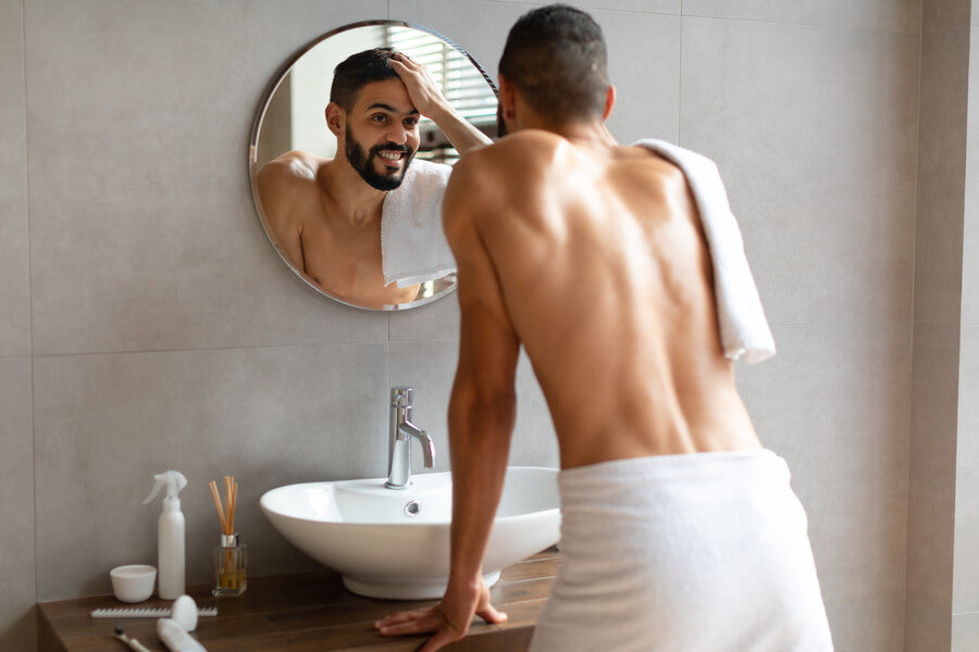 Cómo bañarse bien: guía práctica y saludable para hombres