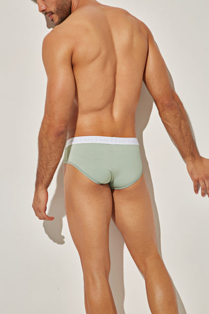 Calzoncillo brief hombre valiente